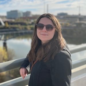 Meet your Posher, Emma